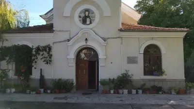 Храм „Света Петка“