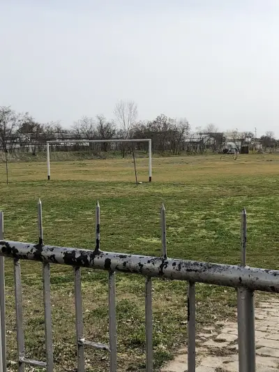 Стадион "Средногорец"