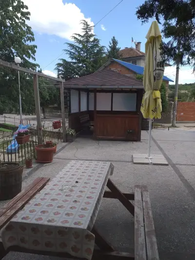 Ресторант Средна гора