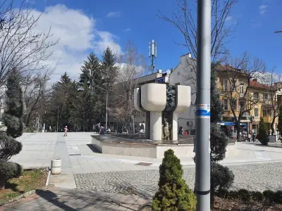 Централен Фонтан "Чашата"