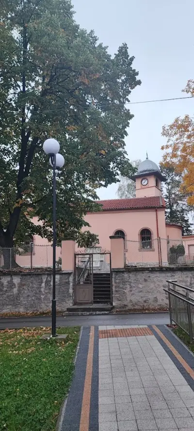 храм „Света Троица“