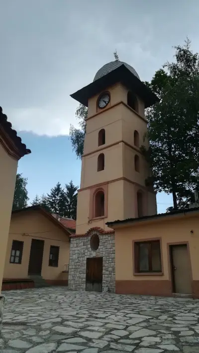 храм „Света Троица“