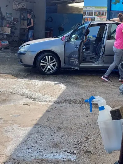 Автомивка "ИНИ"