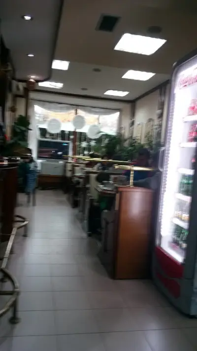 Виенска сладкарница Валка