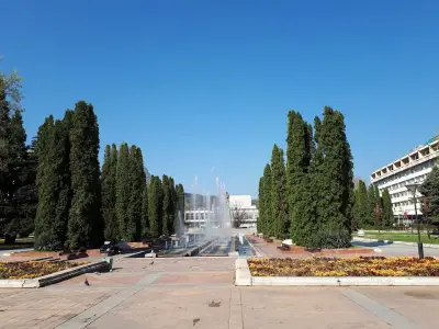 Фонтаните на площад "Жеравица"