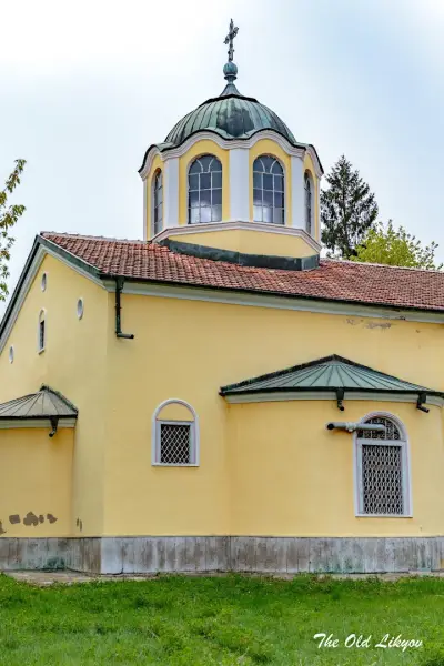 Православен Храм Света Троица