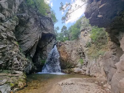 Водопад Голям скок (Мъглиж)