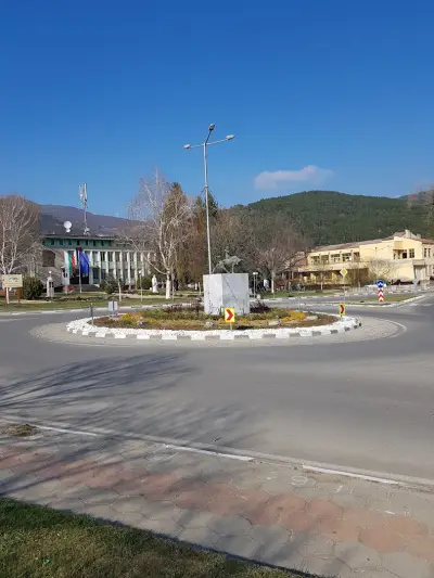 Кафе Караваната Енина