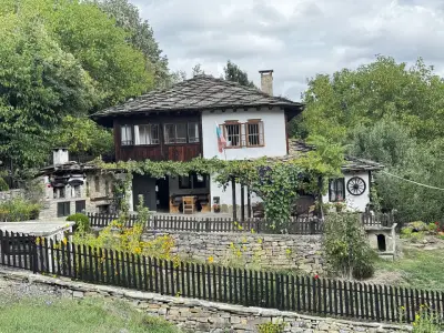 Архитектурно-исторически резерват Боженци