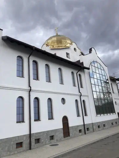 Храм „Св.Св. Онуфрий, Дамаскин и всех мучеников Габровских“