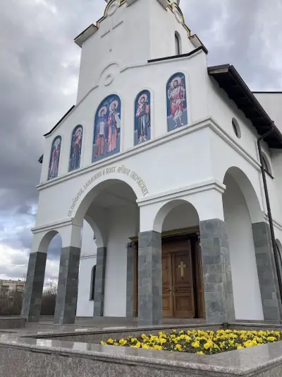 Храм „Св.Св. Онуфрий, Дамаскин и всех мучеников Габровских“