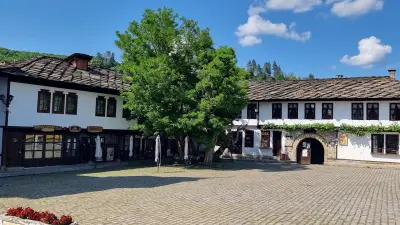 Кафене Паралиите