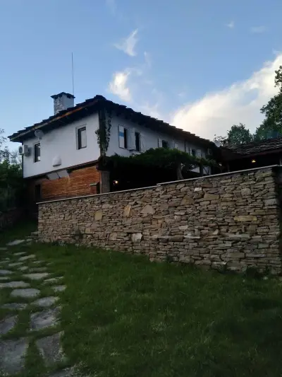 Четири Къщи