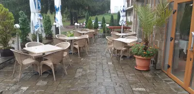 Хотел Кипарис, Враца