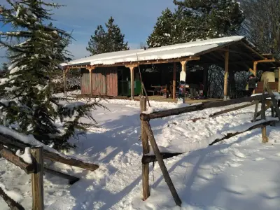 Паркинг за антична крепост „Боровец“