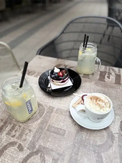 Sweet House Cafeteria
