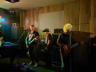 КЛУБ "KARAMEL"