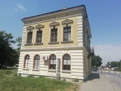 Къщата с куклите
