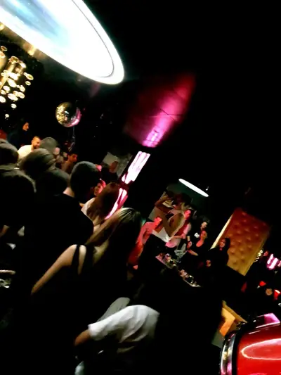 Piano Bar Zodiac