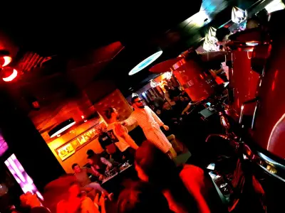 Piano Bar Zodiac