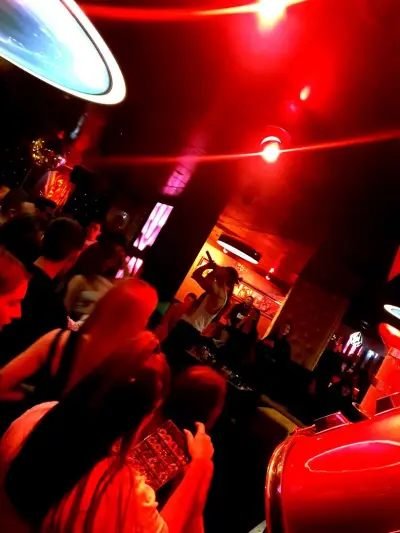 Piano Bar Zodiac
