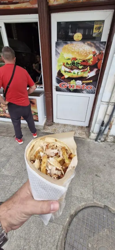 ГУСТО ДЮНЕР