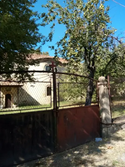 Храм "Света Параскева"