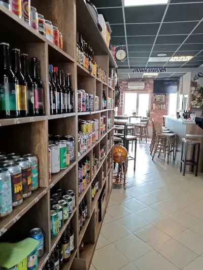 Zavera Craft Beer Shop and Bar