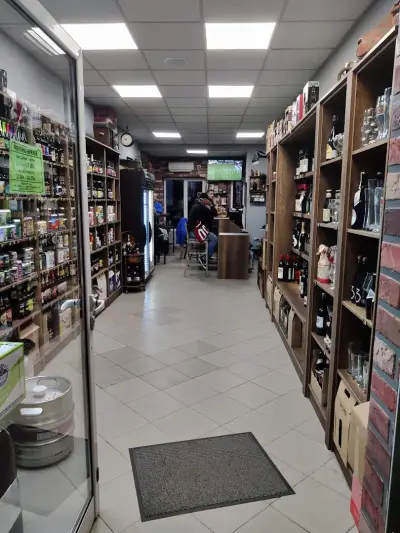 Zavera Craft Beer Shop and Bar
