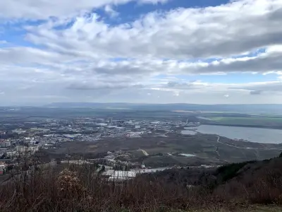 Природен парк „Шуменско плато“