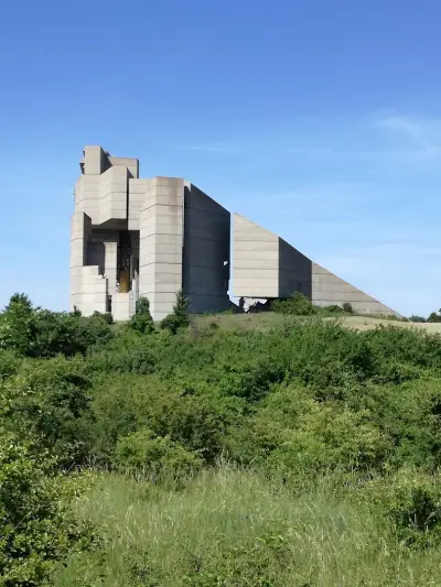 Природен парк „Шуменско плато“