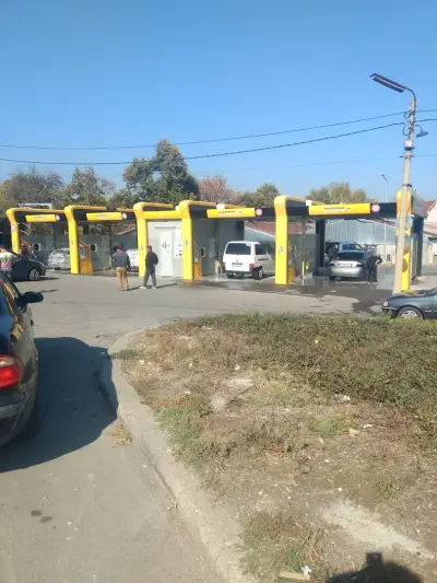 Акварама автомивка на самообслужване