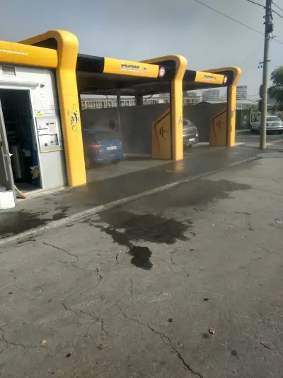 Акварама автомивка на самообслужване