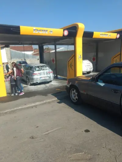 Акварама автомивка на самообслужване