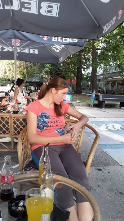 Cafe Retro