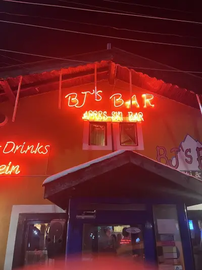 BJ's Bar Apres Ski Bar & Disco