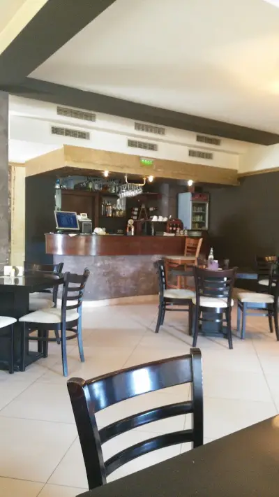 Kafe Rolis