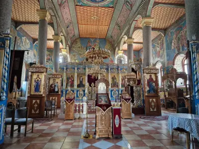 Православен храм "Св. св. Петър и Павел"