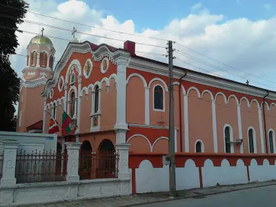 Православен храм "Св. св. Петър и Павел"