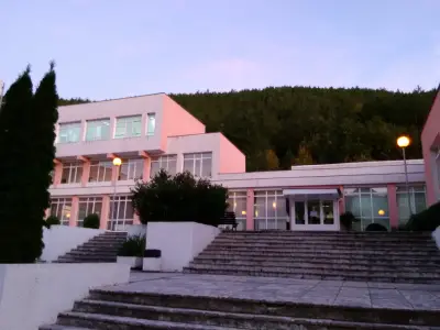 Университетски център Бачиново