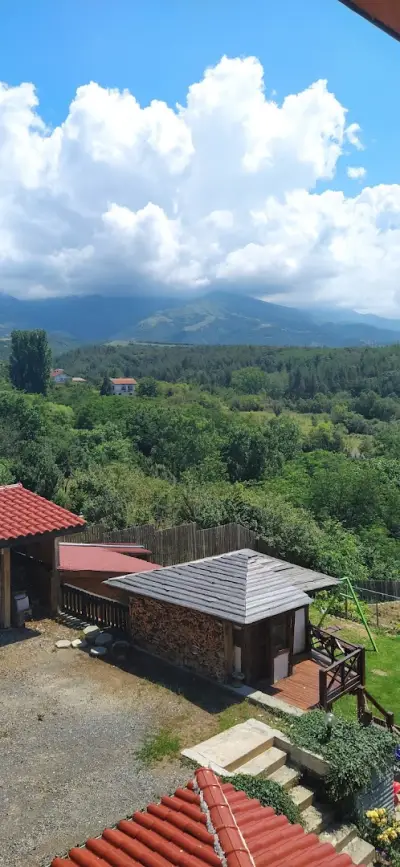 Вила Айя