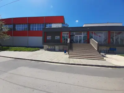 Зала Асеновец