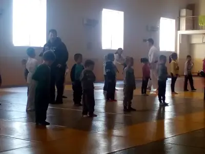 Спортна зала „Дружба“