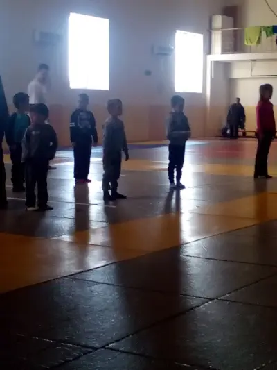 Спортна зала „Дружба“