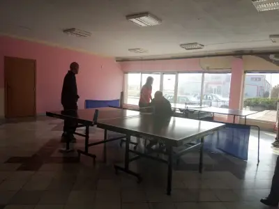 Спортна зала „В. Левски“