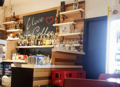 Fashion Cafe