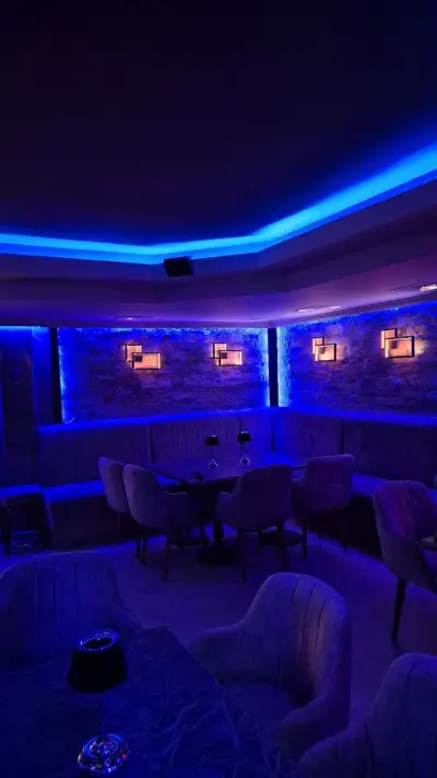 Bar Seven