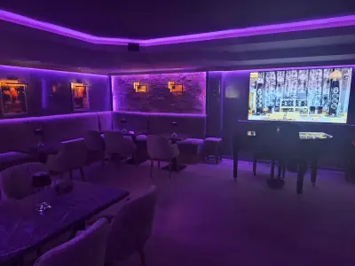 Bar Seven