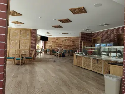 Снекбар "Езерото"