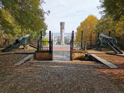 Паметник "Майка България"